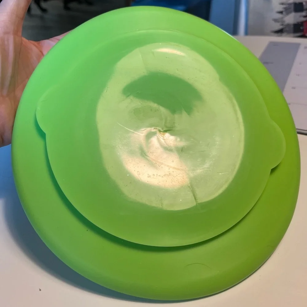 Peanut Butter Green Spiral Textured Plate